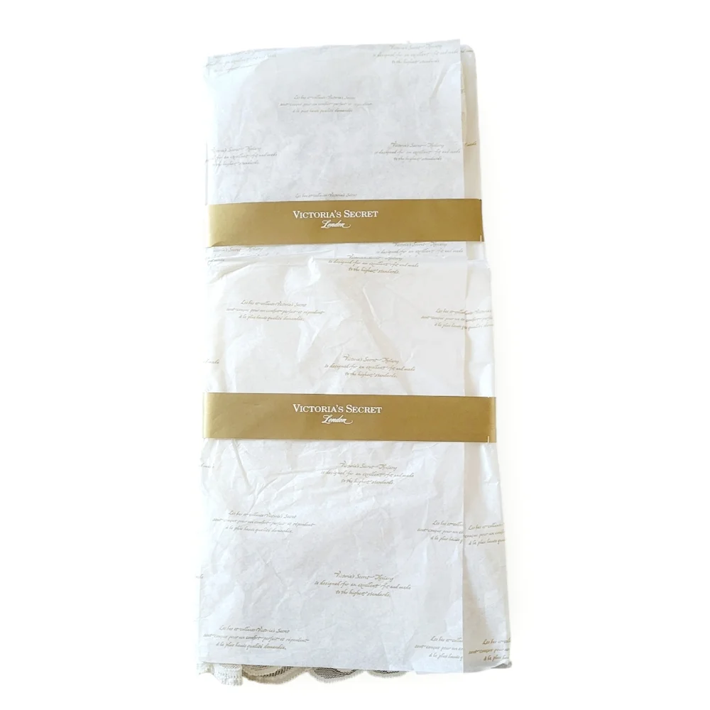 Victorias Secret Gold Crown 90s Deadstock Vintage Lace Stockings‎ in Cream